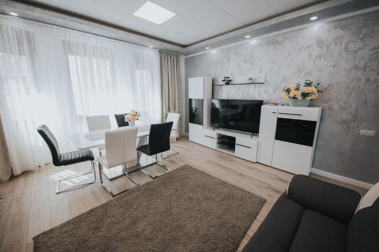 Endlich Zuhause Hotel Sibiu Luaran gambar
