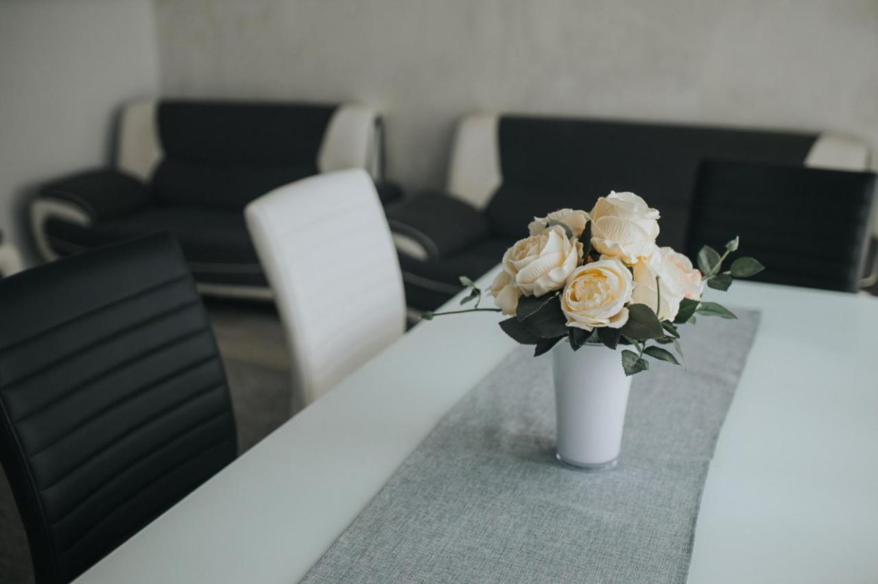 Endlich Zuhause Hotel Sibiu Luaran gambar