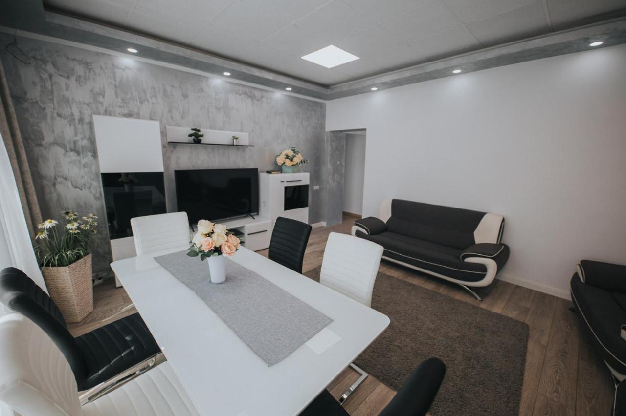 Endlich Zuhause Hotel Sibiu Luaran gambar
